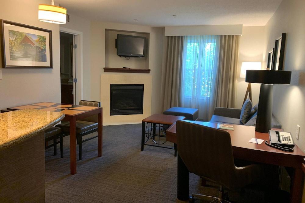 Residence Inn Concord Exterior photo